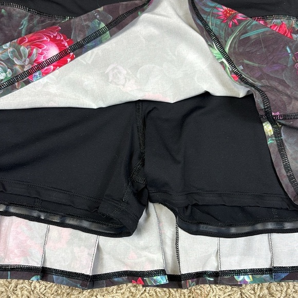 Lululemon run pacesetter skirt curious jungle sz 8 - Picture 6 of 9